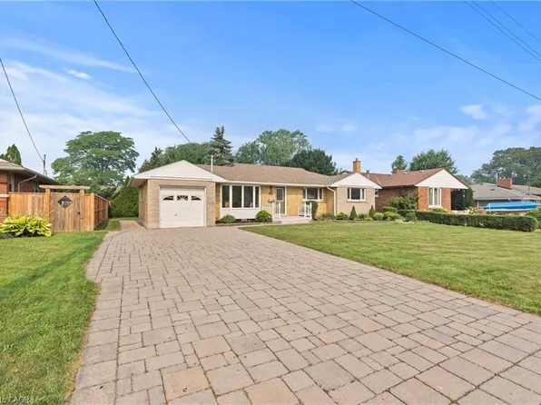 17 Kamla Dr, Saint Catharines, ON L2M 3J9