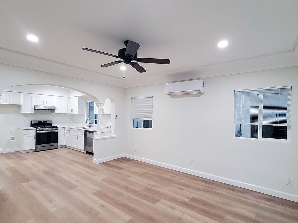 Living room and Kitchen+Dining