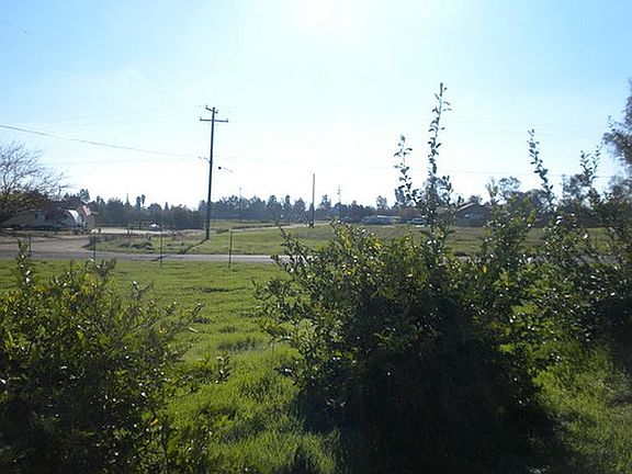 4th image of 18532 Norwalk Dr