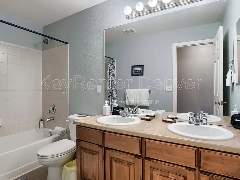 22706 E Ottawa Pl — Photo 11