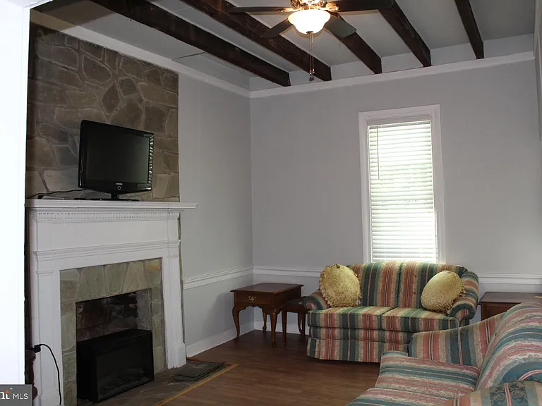 116 Greenbank Rd — Photo 4