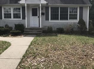 32 Wilson Dr, Ogdensburg, NJ 07439