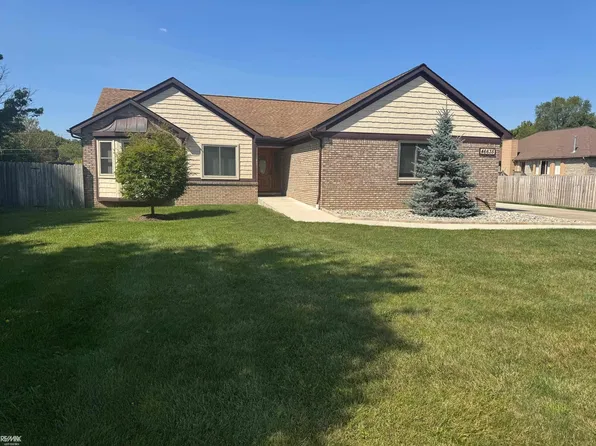 46635 Fairchild Rd, Macomb, MI 48042