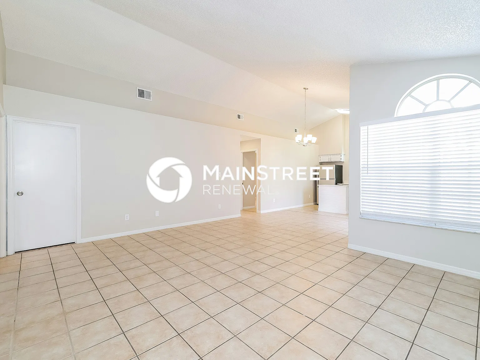 2551 Davenport Cir — Photo 3