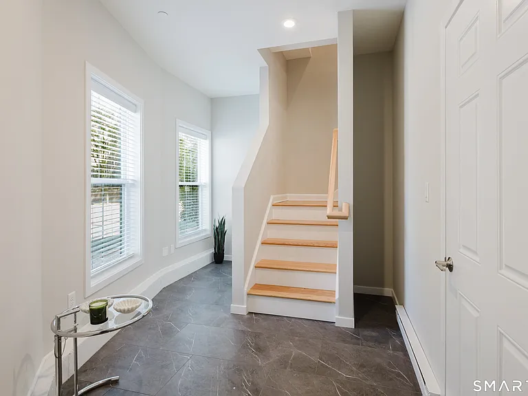 1385 Washington Blvd #5 — Photo 7