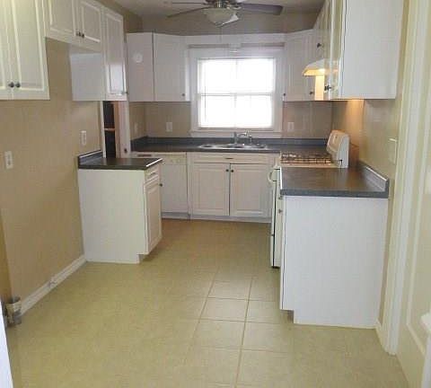 4th image of 1806 Cranford Dr
