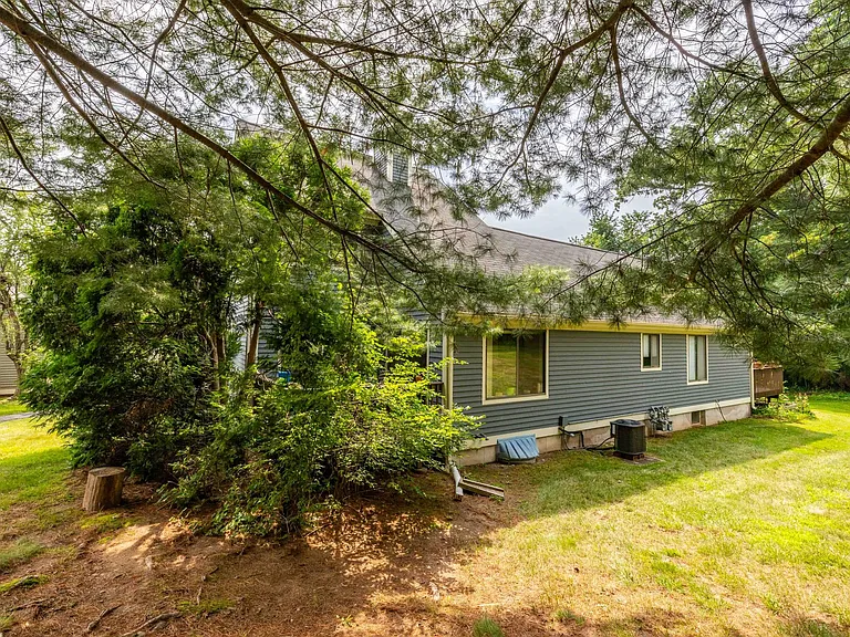 20 Reed Ct — Photo 31