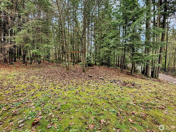 5th image of 4724 NE 292nd Avenue