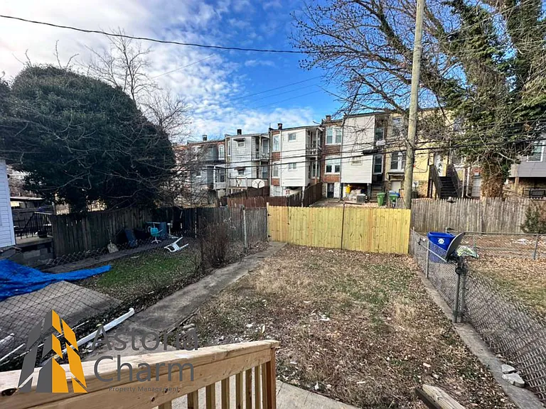 614 Linnard St — Photo 13