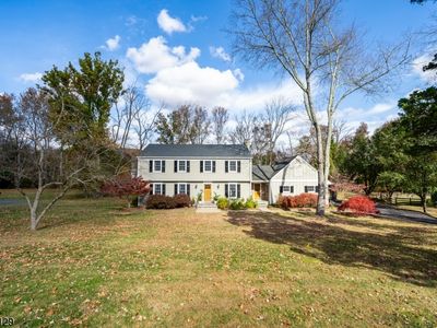 8 Keats Rd, Califon, NJ, 07830