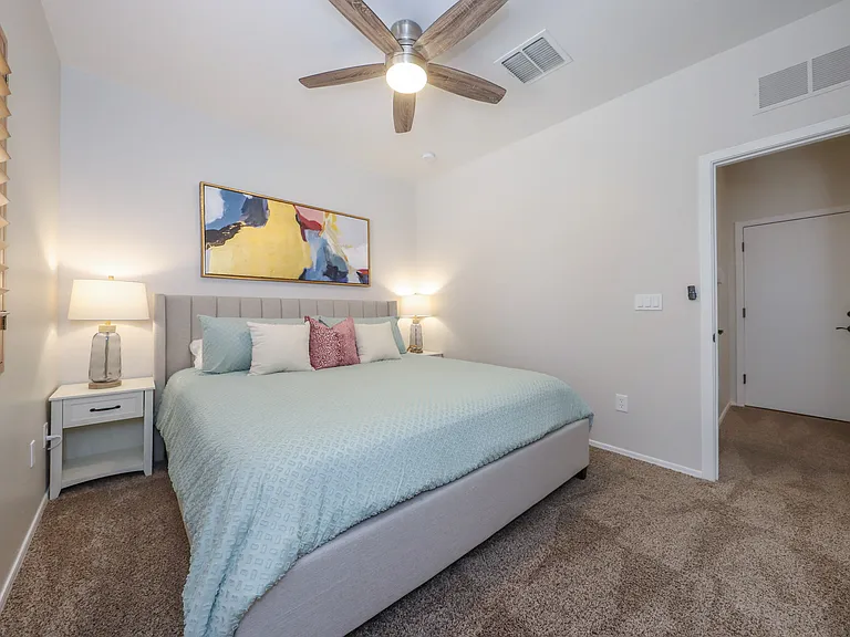 1680 W Homecoming Way — Photo 22