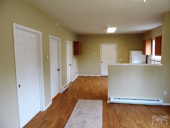 3rd image of 601 Acero Ave