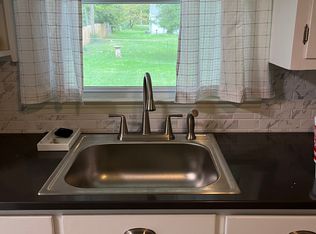 1054 Carneal Rd, Lexington, KY 40505