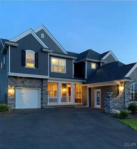 301 W203 Newlins Rd E, Forks Township, PA, 18040
