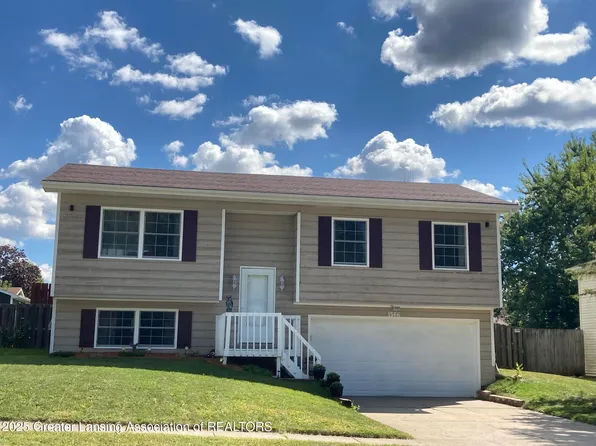 1566 Berkley Dr, Holt, MI 48842