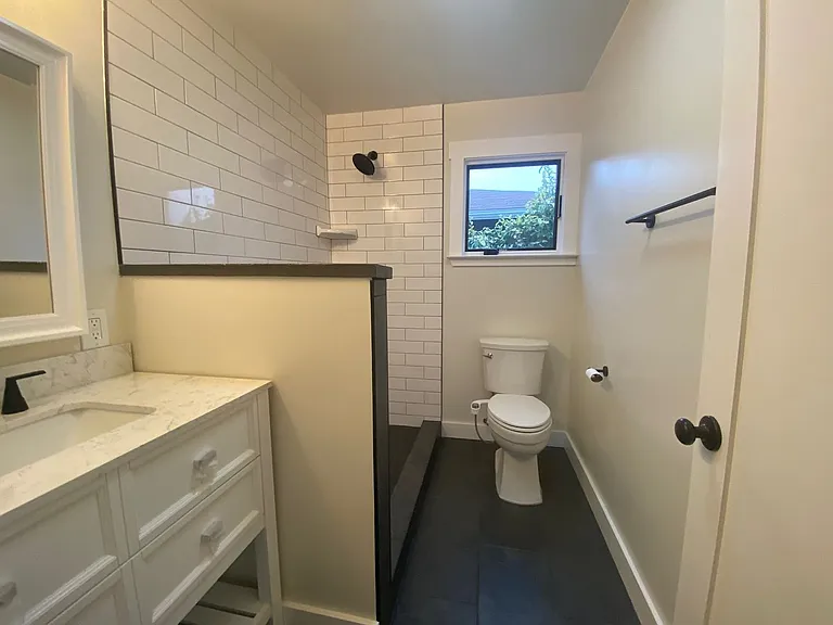 260 South St — Photo 15