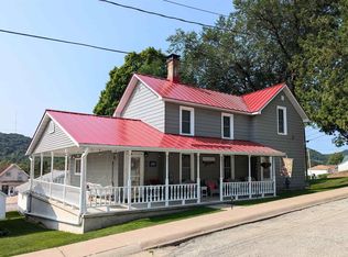 491 Platt St, Lansing, IA 52151