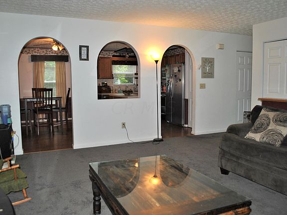 5th image of 1684 Westmeadow Dr