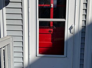 318 Main St #B, Douglas, MA 01516