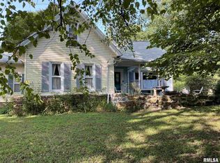 2400 Chautauqua Rd, Carbondale, IL 62901