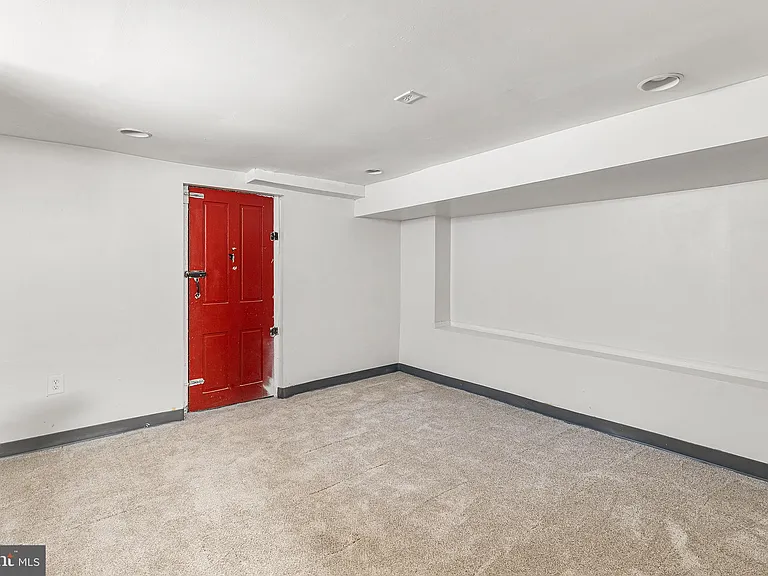345 W Mount Pleasant Ave — Photo 25