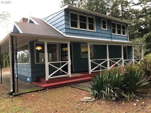 66807 E Bay Rd, North Bend, OR 97459