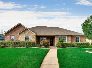 8420 Arroyo Ln, Benbrook, TX 76126