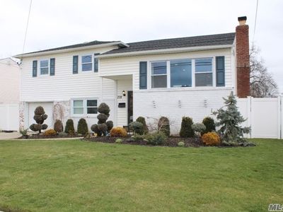 378 Montgomery Ave, Oceanside, NY, 11572
