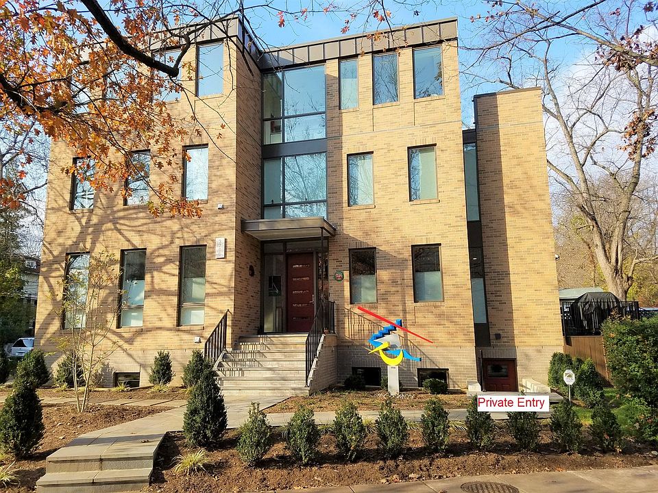 Brand new lower level apartment in brand new house.