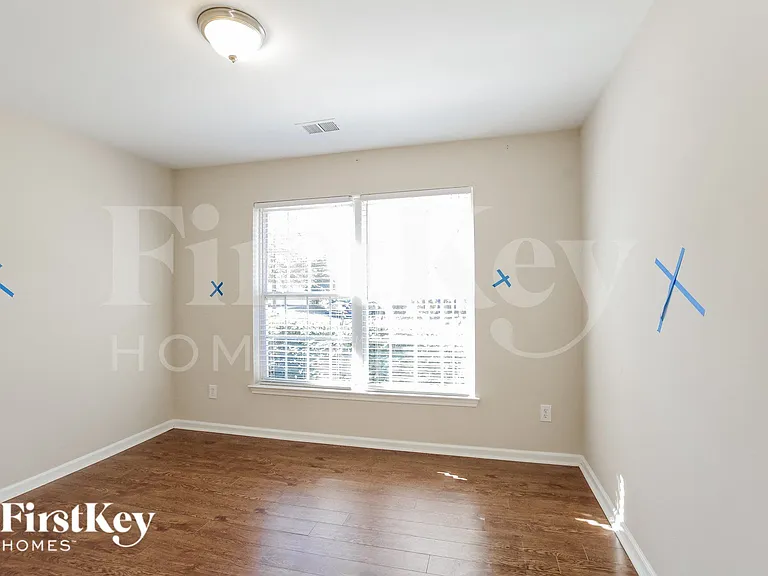 216 Winding Canyon Dr — Photo 11