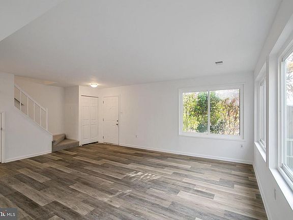 3rd image of 18741 Curry Powder Ln