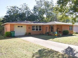 610 Francine Dr, Rockdale, TX 76567
