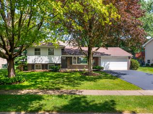 1137 George Ln, Naperville, IL 60540