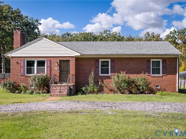 9834 N Wagstaff Cir, North Chesterfield, VA 23236