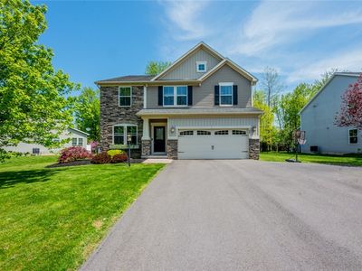 94 Tuscany Ln, Webster, NY, 14580