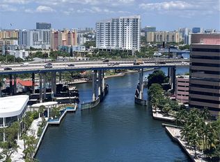 185 SW 7th St APT 1501, Miami, FL 33130