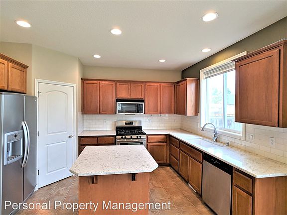 5th image of 4516 NE 102nd St
