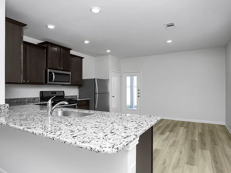 435 Lone Rider Dr — Photo 5