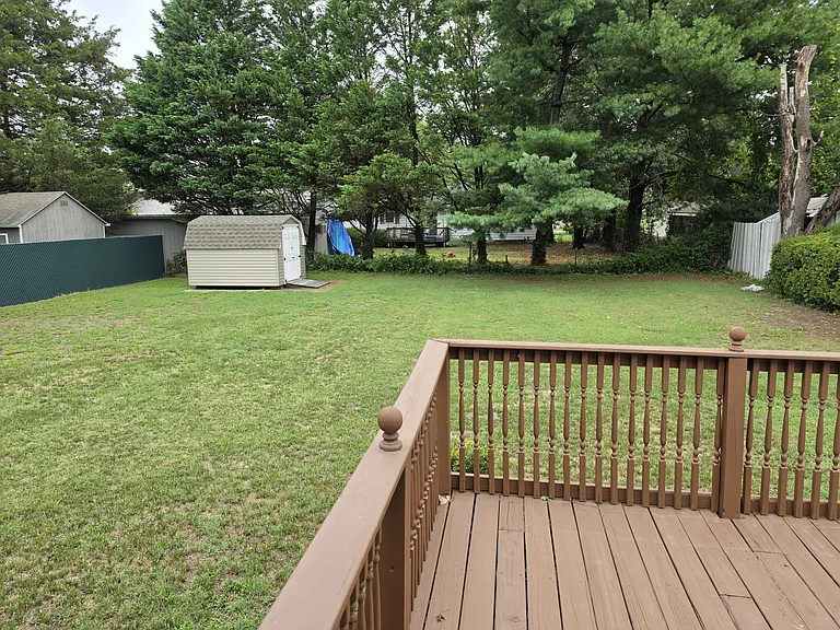 511 E Lincoln Ave — Photo 17