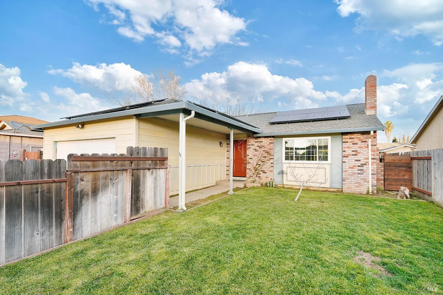 503 Labrador Way photo 1