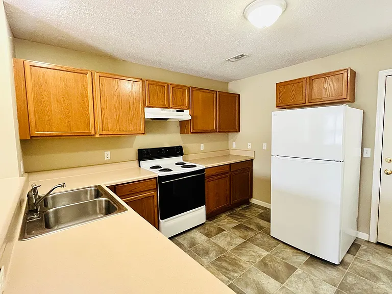 346 Old Gray Station Rd — Photo 32