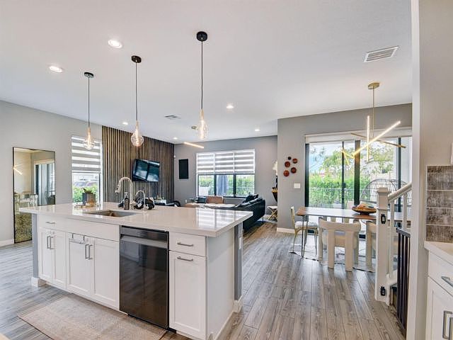 8819 Antarus Dr, Lake Worth, FL 33467 | Zillow