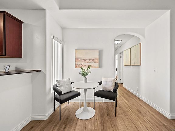 5th image of 4540 60th St Unit 313