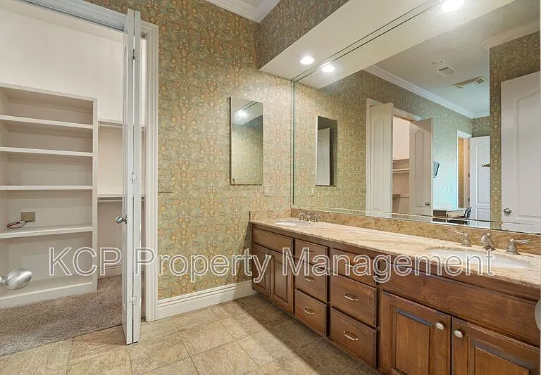 60 Jeffrey Way #1 — Photo 28
