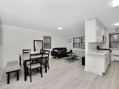 118-66 Metropolitan Ave #3M, Kew Gardens, NY, 11415