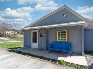 1560 Dallas Lake Rd, Hixson, TN 37343