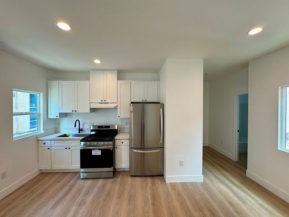 1st image of 5250 E Los Altos Plz #A