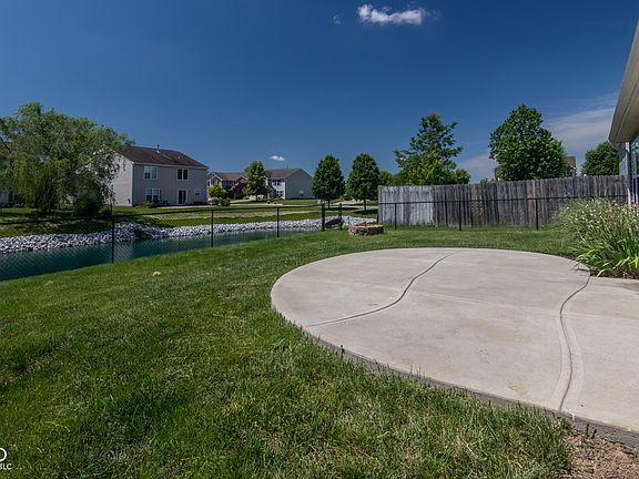 4th image of 815 Tall Timber Dr