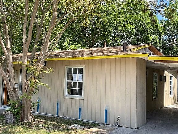 4th image of 134 Langford Pl