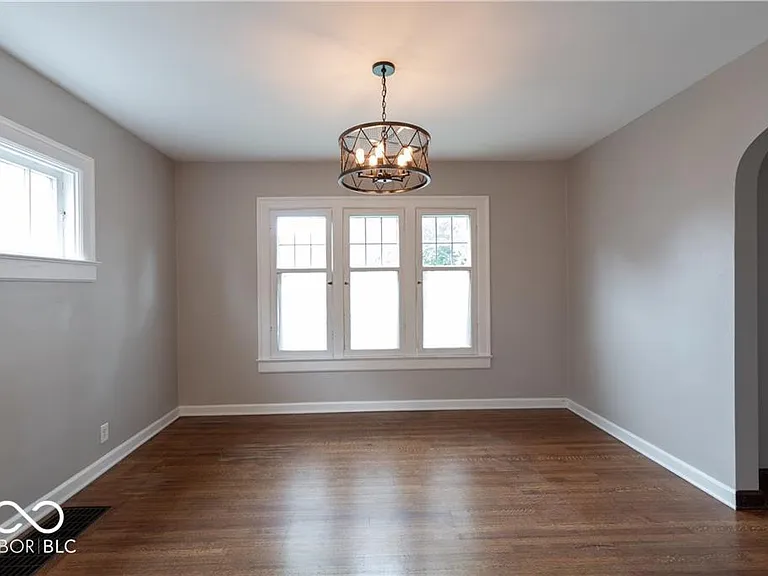 5630 N Delaware St — Photo 12